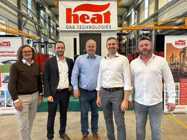 Eröffnung des neuen Produktionsstandorts in Kemeten: RMA-Eigentümer Egon Plocher, Geschäftsführer Florian Kramreiter, RMA-Eigentümer Andreas Truttenbach, Prokurist André Killer und Standortleiter Christian Faustmann, | Foto: MeinBezirk/Michael Strini