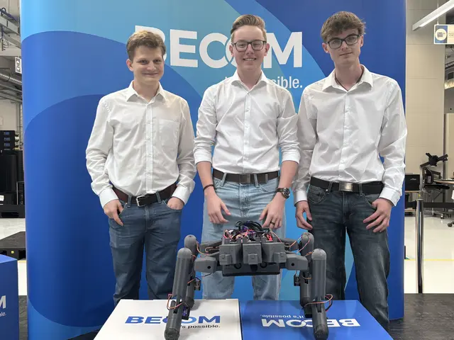 Der erste Platz ging an das Projekt „Roboterhund“, der unter anderem Sitz- und Platzbefehle ausführen kann. | Foto: Rosenberger Victoria/MeinBezirk