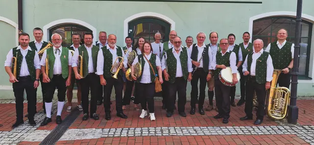  „Pepi's Egerländer“ spielt am 14. Mai am Schratlplatz auf. | Foto: Pepis Egerländer