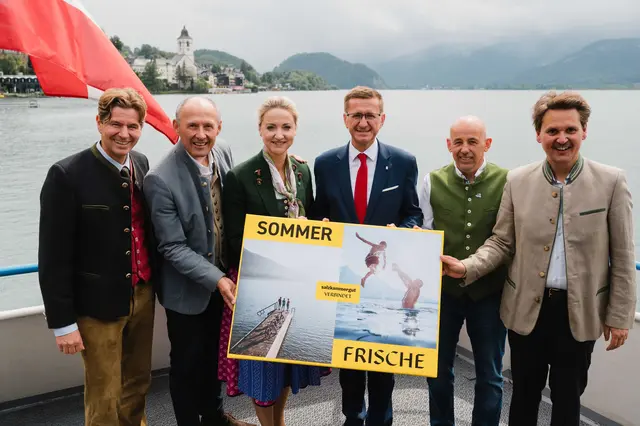 "Salzkammergut verbindet" vorgestellt: Stefan Brandlehner (Geschäftsführer Salzkammergut Tourismus), Leo Bauernberger (Geschäftsführer SalzburgerLand Tourismus), LAbg. Eva Maria Kroismayr-Baier (Steiermark), Wirtschafts- und Tourismus-Landesrat Markus Achleitner, Mario Seebacher (Vorsitzender Tourismusverband Ausseerland) und Andreas Winkelhofer (Geschäftsführer Oberösterreich Tourismus).  | Foto: OÖ Tourismus/Dieter Hawlan