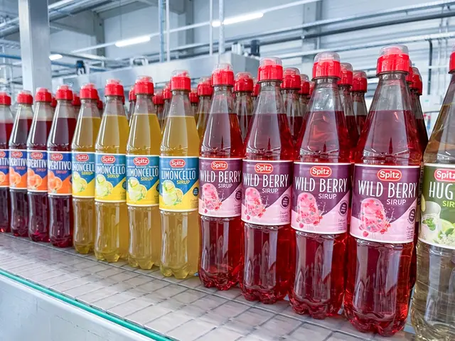 Neu im Sortiment sind die Sorten Limoncello und Wild Berry sowie der Aperitivo-Sirup in einer 0,7-Liter-Flasche. | Foto: Spitz