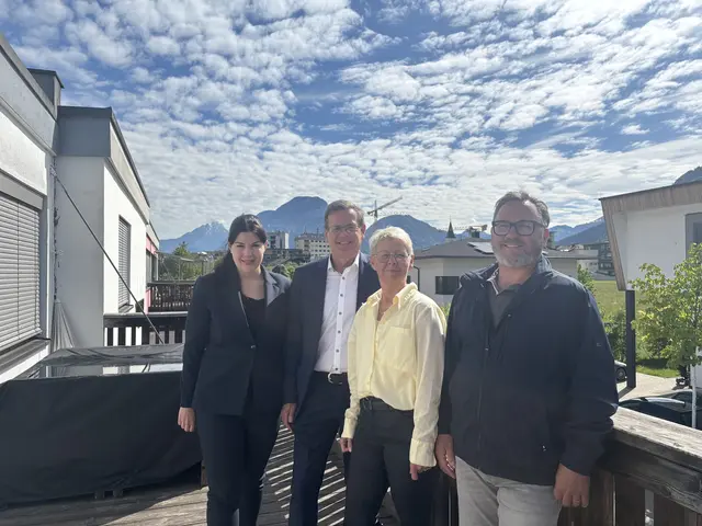 (v.l.) Patricia Kofler, Roland Ponholzer, Astrid Rieser und Gottfried Schneider (Wir für Wörgl, Liste Roland Ponholzer)   | Foto: Martina Obertimpfler 