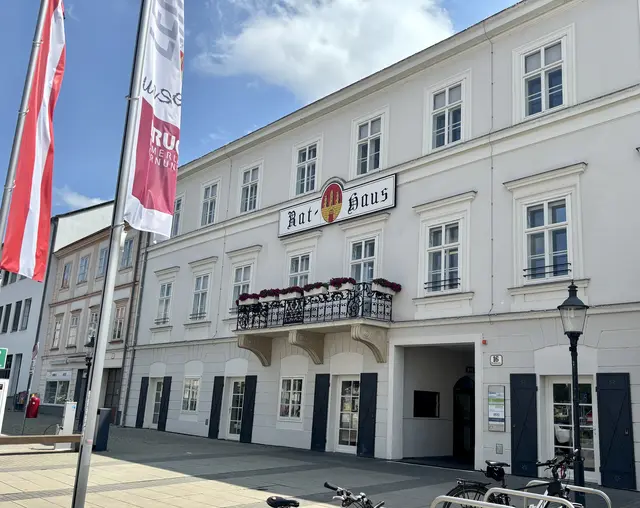 Brucker Rathaus von außen