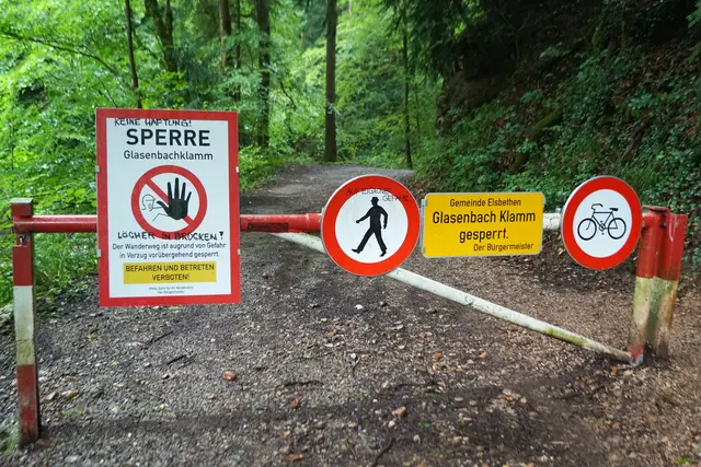 Die Glasenbachklamm bleibt weiterhin gesperrt.