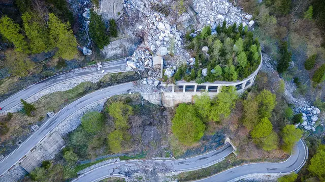 Luftbild vom Felssturz am Plöckenpass aufgenommen am 04.05.24 | Foto: Andreas Lutche
