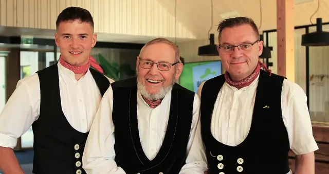 Drei Generationen Buchner-Holzbaumeister (von links): David, Johann und Christian. | Foto: Buchner