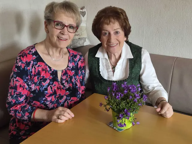 Christa Schrittwieser, Margarete Putz | Foto: Pensionistenverband Türnitz