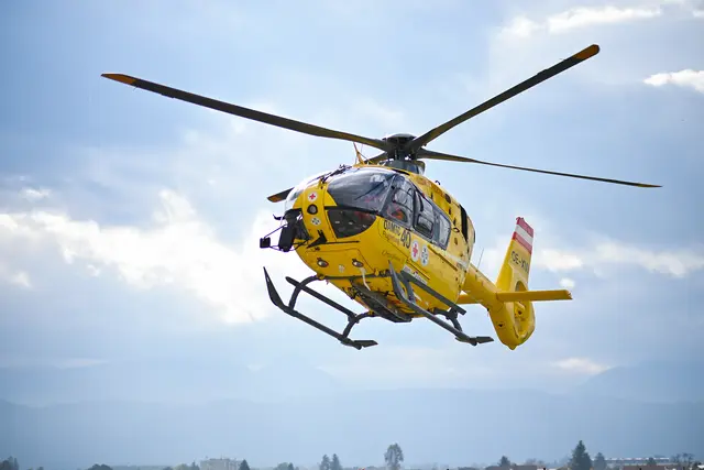 Der Notarzthubschrauber musste einen Schwerverletzten ins Krankenhaus transportieren (Symbolbild). | Foto: ÖAMTC/Helge Bauer