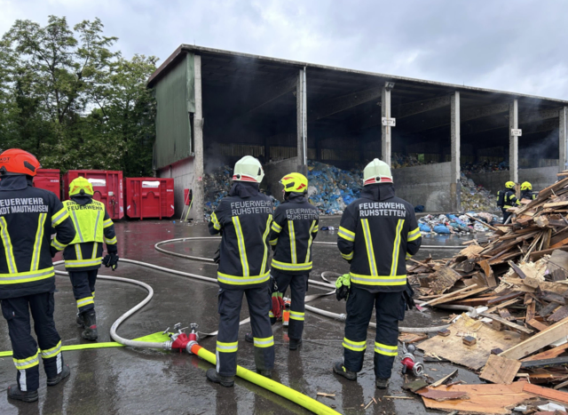 Müllbox-Brand war rasch gelöscht