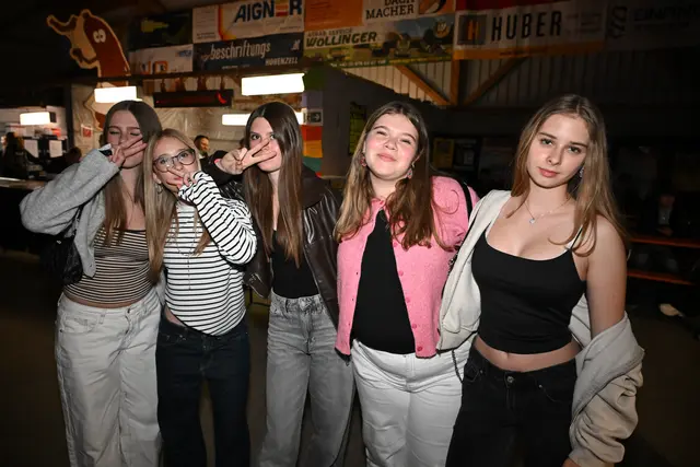 Sarah, Sophie, Sarah Hannah, und Luisa Rockten den Abend | Foto: Fischer/Kreuzhuber