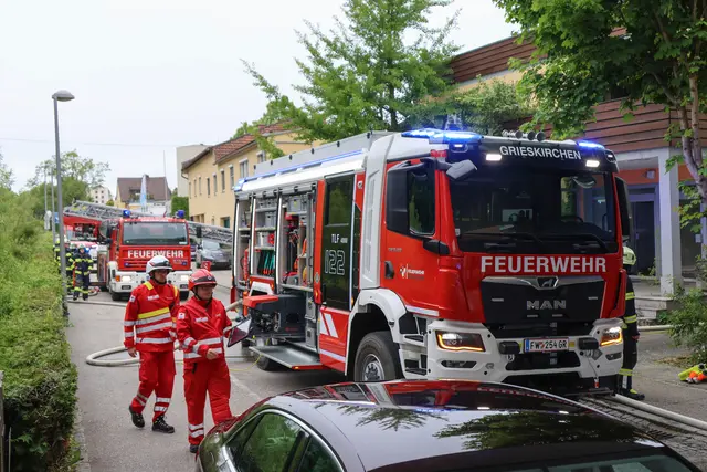 Die Polizei hat die Ermittlungen zur Klärung der Brandursache aufgenommen.
 | Foto: laumat/Matthias Lauber