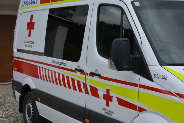 Rotes Kreuz, Rettungsdienst. (SYMBOLBILD) | Foto: RegionalMedien