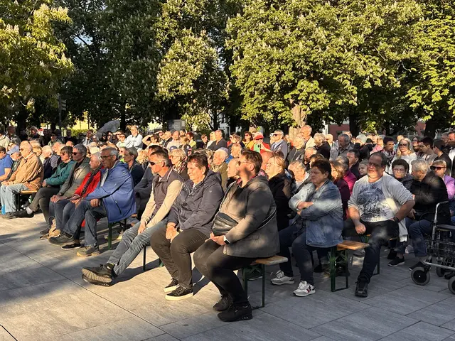 Ein beeindruckendes Konzert unter freiem Himmel und strahlendem Sonnenschein.  | Foto: Lisa Stöckl