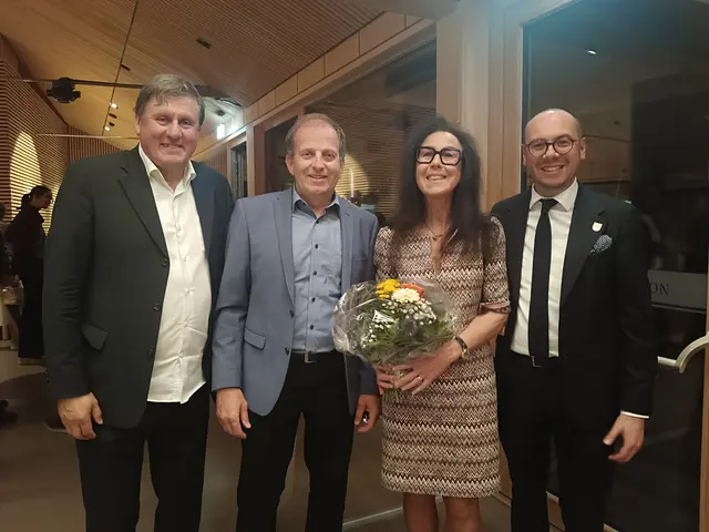 Freuen sich über die Rückkehr des Kulturschatzes ins Wipptal: Initiator Hubert Ilsinger, Obmann Christian Papes, Vortragende Sylvia Mader und Bgm. Patrick Geir. | Foto: Verein Burg Matrei Trautson