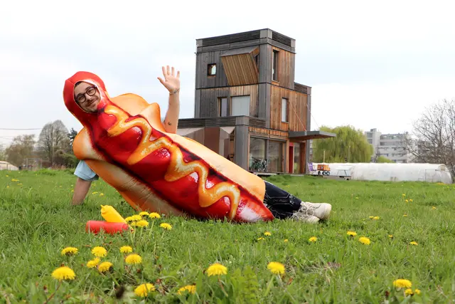 Die GB* lädt zu Hotdogs. | Foto: Sarah Bernhard/GB*
