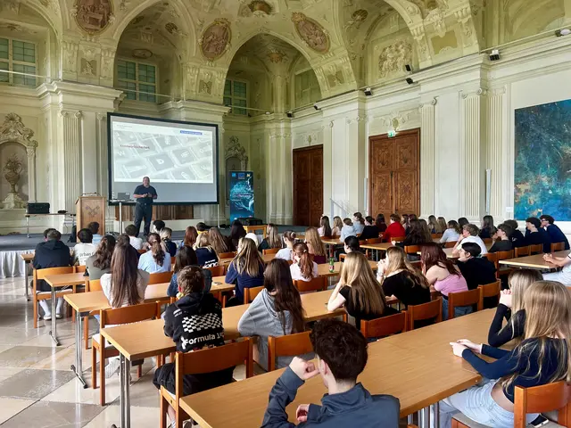 Tourstopp Stiftsgymnasium Melk | Foto: ecoplus Digital