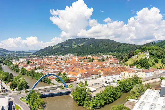 Die Stadt Bruck hat für Gregor Tuttinger sehr viel Lebensqualität und auch einiges zu bieten. | Foto: Stadt Bruck
