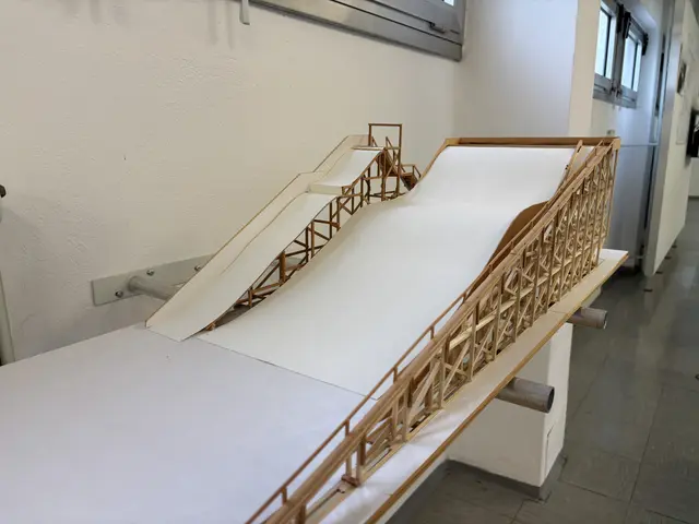 Ein Modell des "Schneepalasts", der Skihalle am Bahnhofsgelände. | Foto: Michael Marbacher/MeinBezirk