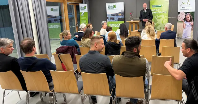 Mehrere Interessierte waren zum Thaler Themen-Talk gekommen. | Foto: ÖAAB