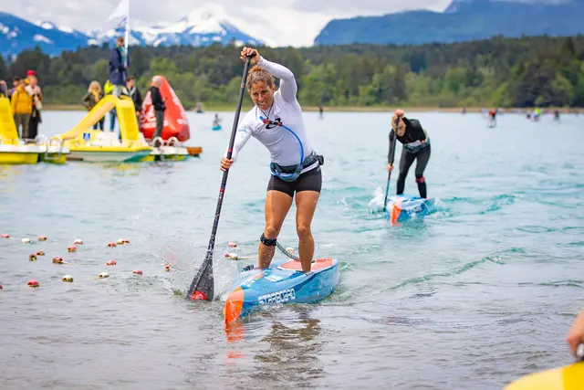 SUP-Athletin Espe Barreras aus Spanien auf der Zielgeraden  | Foto: Andy Klotz Fotografie