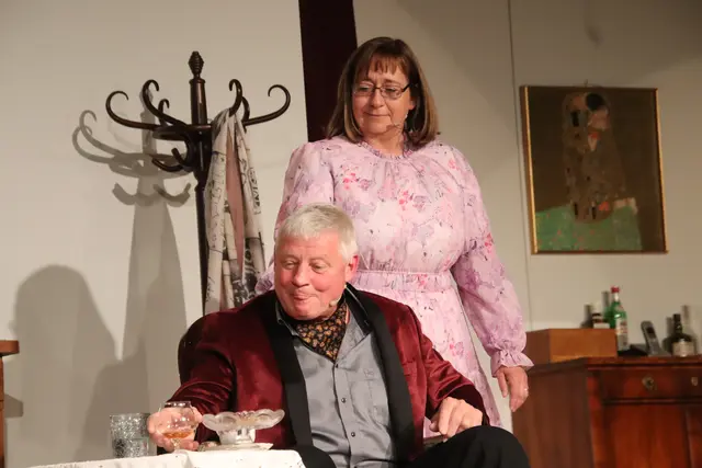Auch Wünsche von Belinda (Helga Pfingstl) und Klaus von Wechtenbrecht (Andreas Koch) erfüllen sich. | Foto: Martin Wurglits