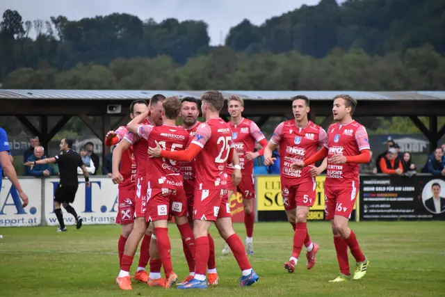 Pinkafelds Kicker jubelten über zwei Zapfel-Tore vor der Pause, die am Ende zum Sieg in Stegersbach reichten. | Foto: MeinBezirk/Michael Strini