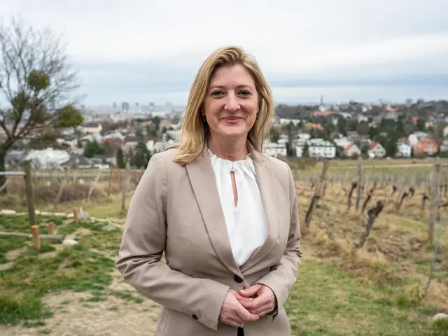 Integrationsstadträtin Bettina Emmerling (Neos) will autoritären und undemokratischen Wertvorstellungen mit Maßnahmen im Schulunterricht sowie mit Elternarbeit gegensteuern (Archivbild). | Foto: Valentina Marinelic/MeinBezirk
