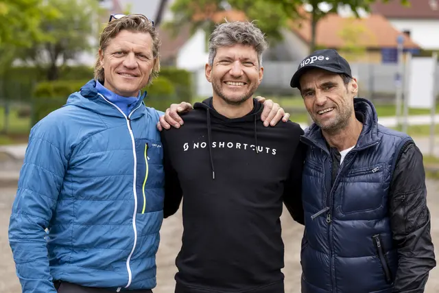 Team NO CARBS, NO GLORY! entspannt vor dem Start | Foto: Steiger