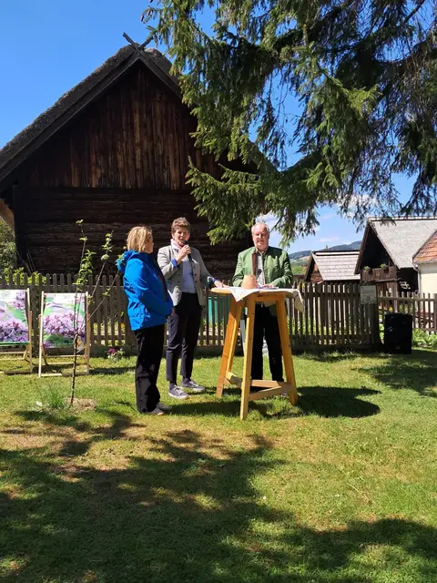 Petra Hirner, Martina Laschtowicka und Alfred Schwarz. | Foto: Binder