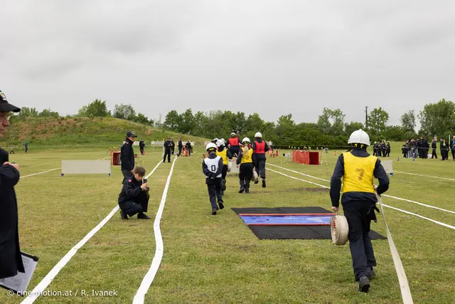 Der Wettkampf beginnt unter wachsamen Augen der Bewerter. | Foto: cine-motion.at / R. Ivanek