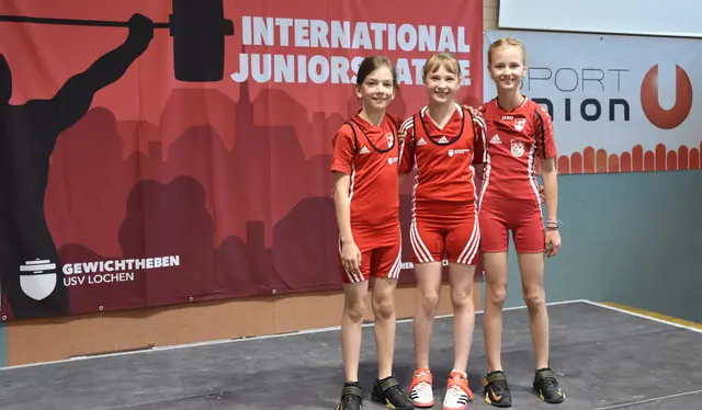 Anna Windhager, Lisa Emminger &amp; Julia Windhager von Links.

Foto: Conny Högg