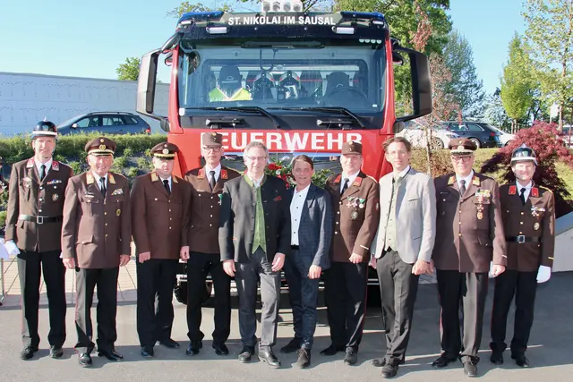 Bei strahlendem Frühlingswetter segnete die Freiwillige Feuerwehr St. Nikolai im Sausal ihr neues Hilfeleistungsfahrzeug HLF 3/3000 im Beisein zahlreicher Ehrengäste sowie Besucherinnen und Besucher feierlich ein. | Foto: FF