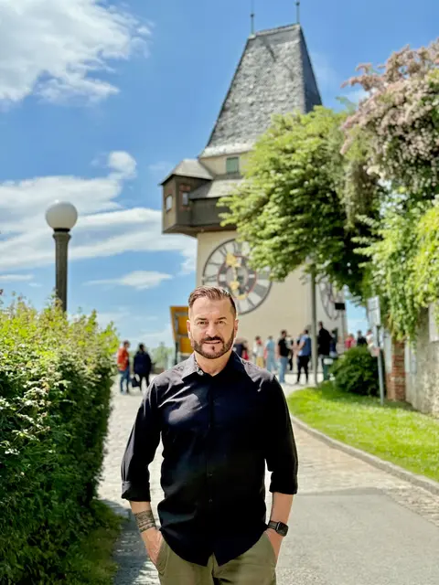 Autor Franz Preitler am Grazer Schloßberg.