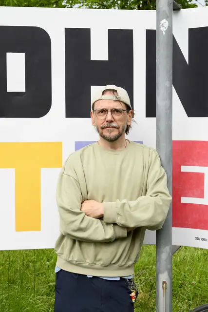 Künstler Siggi Hofer | Foto: KOERNOE