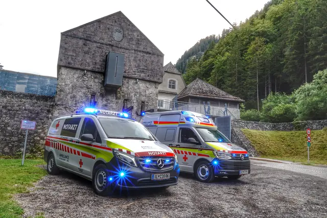 Dem Roten Kreuz und ebenso dem Notarztteam steht ein moderner Fuhrpark zur Verfügung. | Foto: Rotes Kreuz