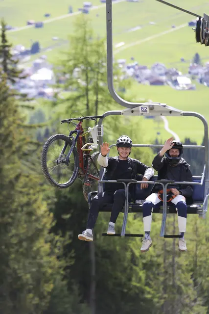 Mit der Wettersteinbahn geht es direkt ins Vergnügen. | Foto: Ehrwalder Wettersteinbahnen
