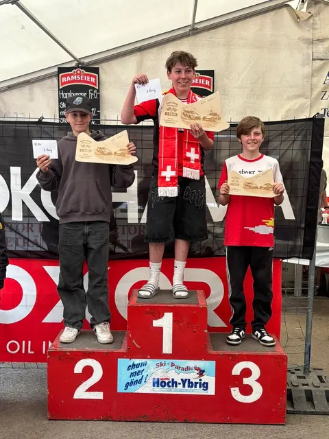 Nachwuchsfahrer David Kastner holte sich beim 1. Lauf zum 3-Nationen-Cup in Hoch-Ybrig den großartigen 3. Platz. | Foto: Kastner