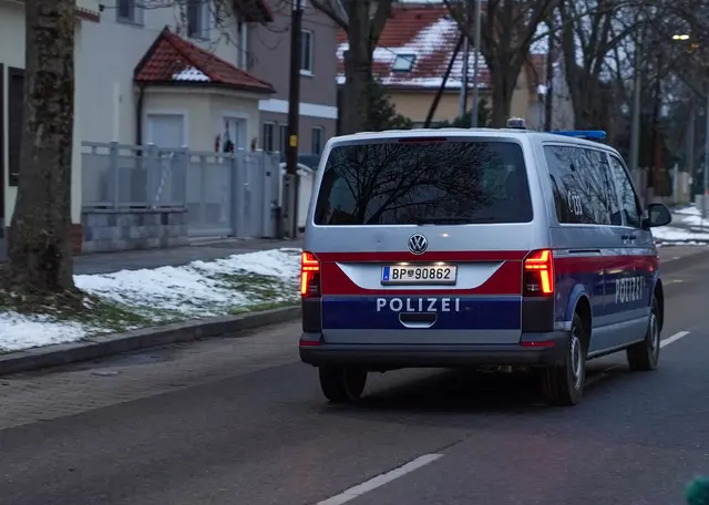 Im November 2025 kam es zu einem Großeinsatz in Floridsdorf. Auslöser waren Schüsse eines 52-Jährigen auf zwei Arbeiter, für welche er sich am Montag verantworten musste. | Foto: Andreas Pölzl/MeinBezirk