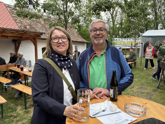 Gemeinderätin Sandra Damböck-Lehr genoss die Stimmung in Wieselsfeld. | Foto: Alexandra Goll