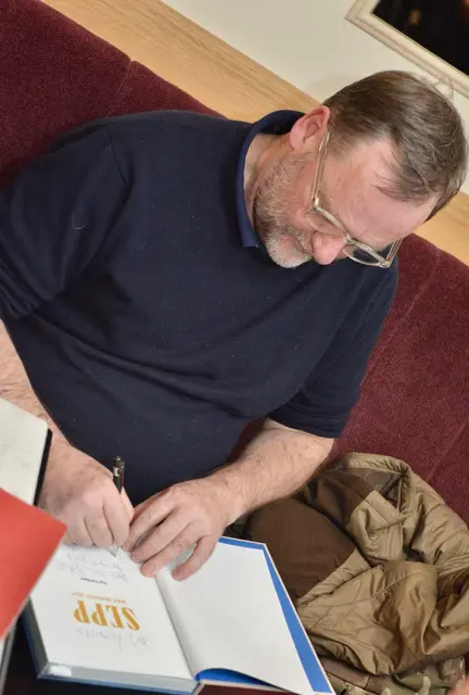 Sepp Schellhorn (NEOS) muss sich Kritik von Rainer Spenger (SPÖ) gefallen lassen. | Foto: Trimmel