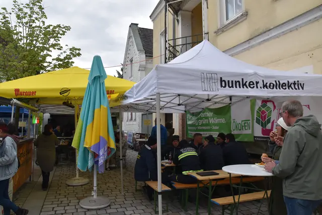 Trotz widriger Witterungsbedingungen wurde beim fünften Gassl-Festival des Bunker-Kollektivs im Purgstaller Ortskern ordentlich gefeiert.