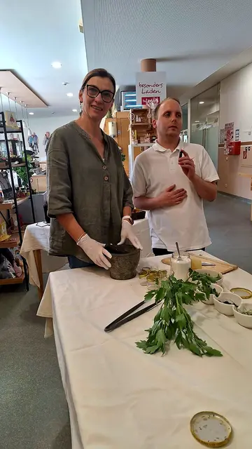 Gemeinsam wurden wertvolle Naturprodukte selbst hergestellt. | Foto: Gesunde Gemeinde Völkermarkt