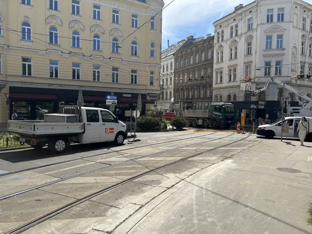 Stadtein- und stadtauswärts wird die Gentzgasse künftig von Autos befahren. Damit es nicht zu Problemen mit den Linie 40 und 41 kommt, wird die Einbahnrichtung in der Argauergasse umgedreht. | Foto: Lukas Ipirotis/MeinBezirk