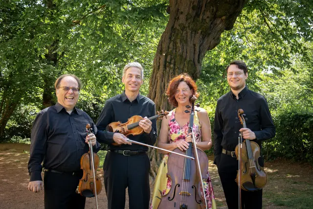 Ein Vormittag voller Klang und Emotion: Das Girardi Quartett begeisterte bei der Frühlings-Matinee im Schloss Gleinstätten mit musikalischer Vielfalt und spürbarer Leidenschaft. | Foto: Leni Koinegg