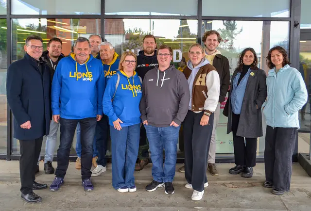 Zehn Jahre lang stand der ehemalige Tankstellenshop in Langau leer – jetzt wurde daraus ein modernes Jugendheim mit viel Platz für Begegnung. | Foto: Gemeinde Langau
