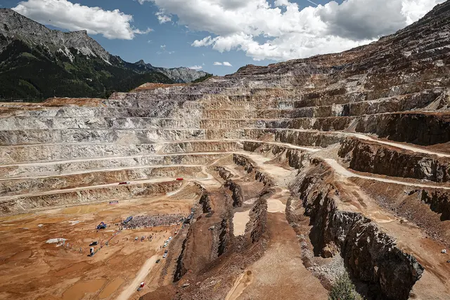 Bei der 30. Jubiläumsausgabe des Red Bull Erzbergrodeo sind heuer 1.090 Teilnehmer am Start.