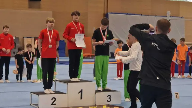 Gold für Otto Schwaninger (TV Wattens) | Foto: Kittler