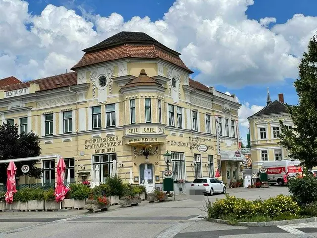 In Gars am Kamp wartet ein Arbeitsplatz mit Herz auf dich - bei der Ehrenberger GmbH-Bäckerei-Mohnzuzler Greißlerei.