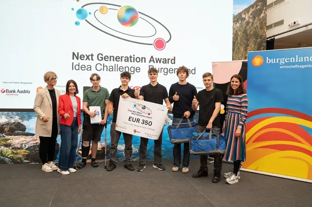 Das Team „Rockie“ der BHAK Eisenstadt sicherte sich mit einem KI-basierten Energieberatungstool den Einzug ins Bundesfinale. | Foto: Julian Roninger/IFTE