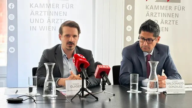 "Das Spitalskonzept 2040 soll ein Vorschlag sein für ein System, wovon wir glauben, dass es sinnvoll ist", so Benjamin Glaser, Finanzreferent der Kurie angestellte Ärzte.  | Foto: Andreas Pölzl/MeinBezirk